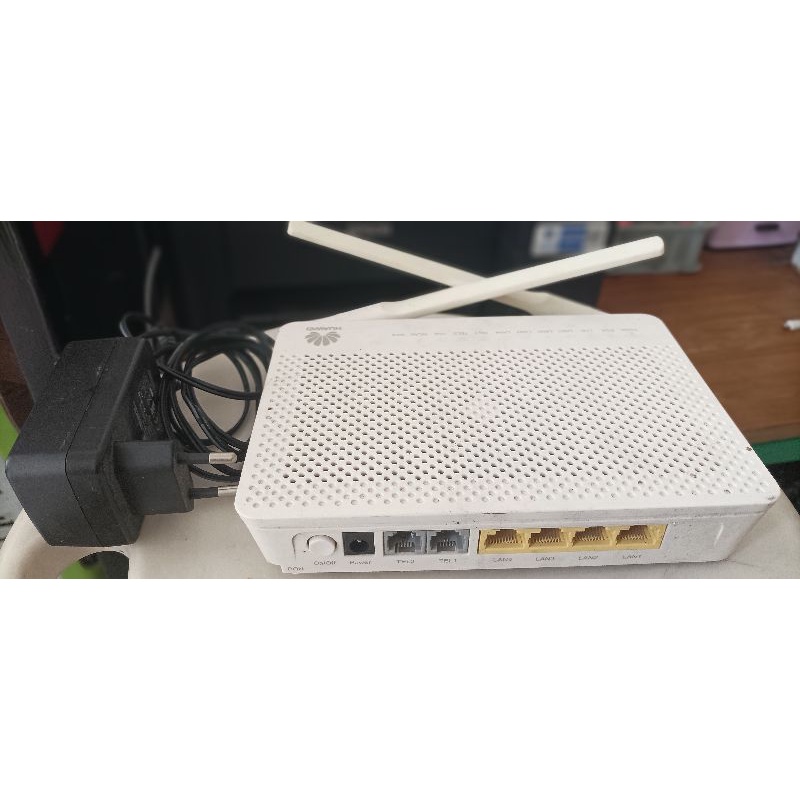 Router Wifi Huawei HG8245H5