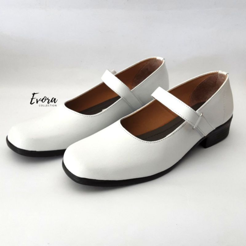 Sepatu pantofel wanita putih hak 3cm | sepatu sekolah perawat bidan akper