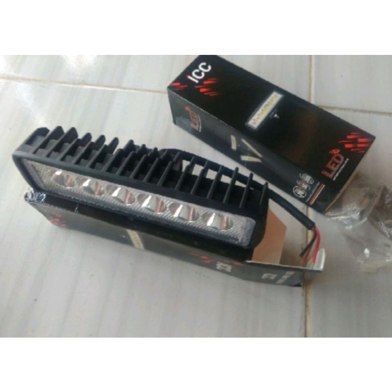 lampu sorot variasi motor 6 LED 12 volt