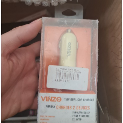 CAR CHARGER FAST CASAN MOBIL VINZO DUAL SLOT ORIGINAL