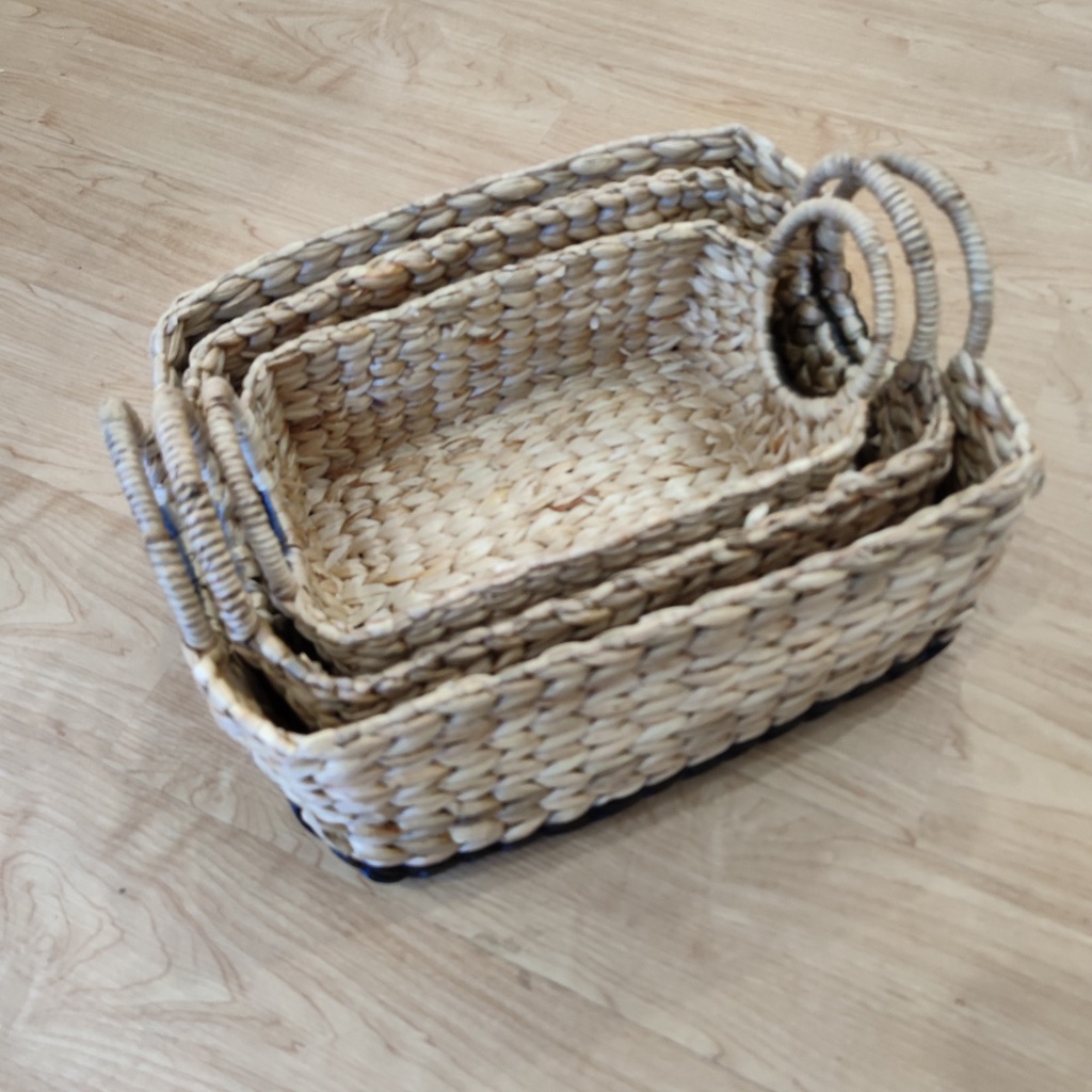 AKN88 - Keranjang Enceng Gondok Trobelo Warna Persegi Handle Kecil 32x20x12cm