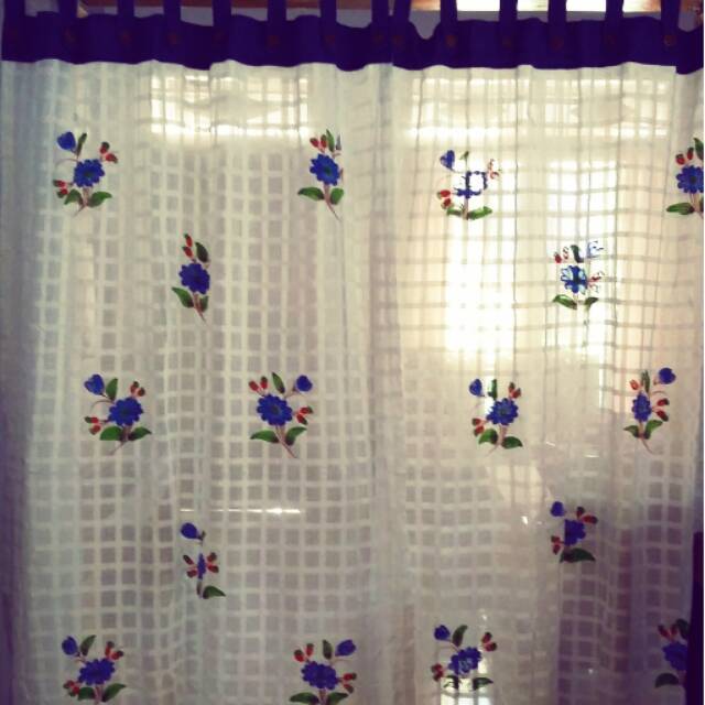 GORDEN VITRACE TENUN ATBM LUKIS PUTIH BIRU