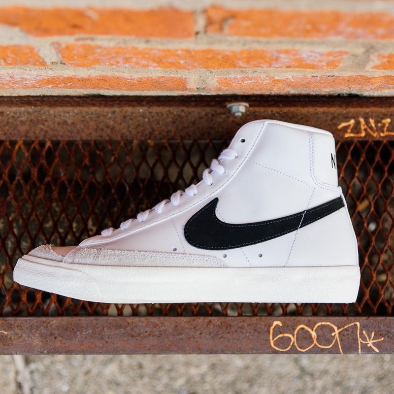 NIKE BLAZER MID 77 VINTAGE WHITE/BLACK ORIGINAL 100%