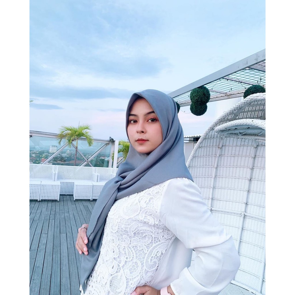 Hijab Segitiga Instan/ Hijab Bergo/ Hijab Instan Polos/ Hijab Kekinian/ Hijab Terbaru 2020/ Hijab