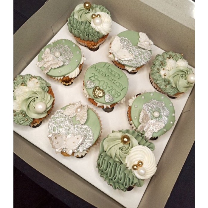 

custom Cupcakes Bandung -Wedding Anniversary Butterfly Lace Theme