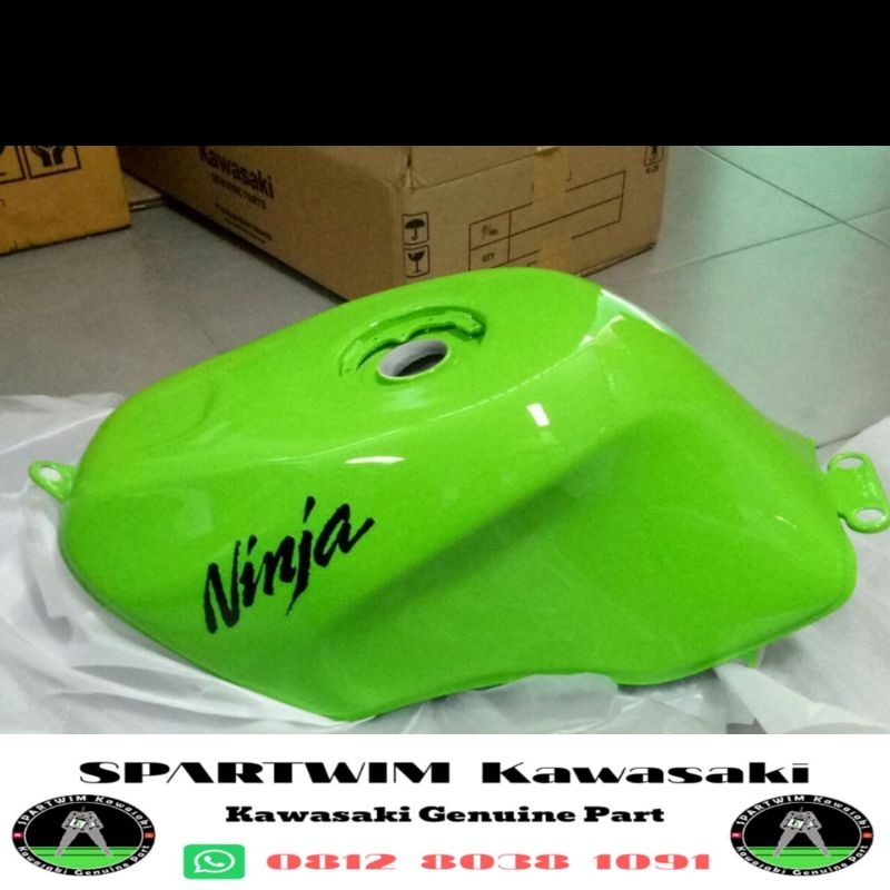 Tanki tangki tengki bensin hijau muda / solid 2013 Ninja 150 RR NEW original kawasaki