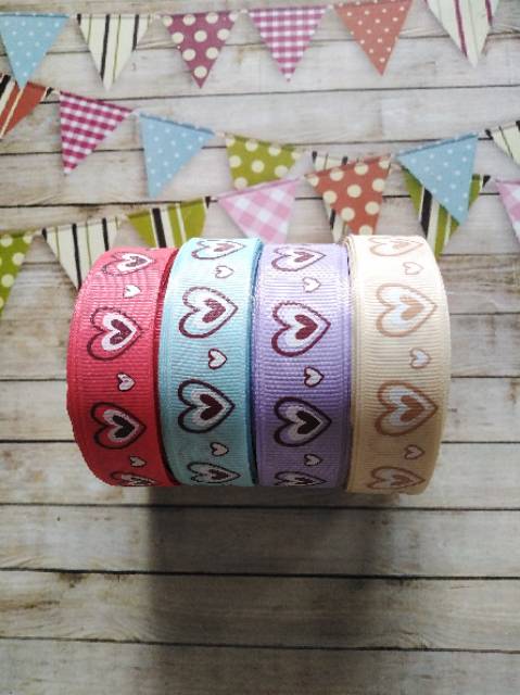 Pita valentine grossgrain 2cm motif hati love  rol 10 yard (kurleb 8.5 m)