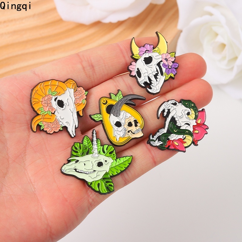 Bros Pin Enamel Bentuk Tengkorak Warna-Warni Gaya Punk Gothic Untuk Anak