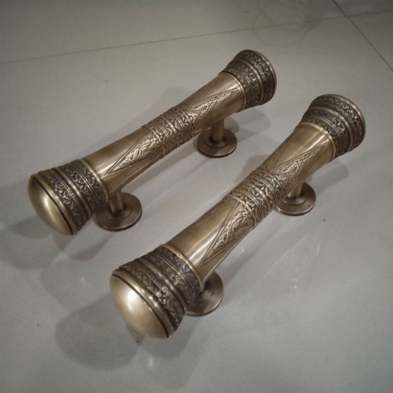 Handle Pintu Rumah / Tarikan Pintu Rumah Kuningan Antik Motif Godo 20cm
