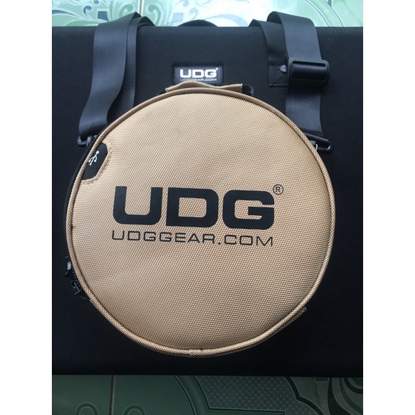 UDG ULTIMATE DIGI HEADPHONE BAG