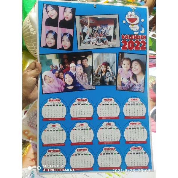 

KALENDER FOTO 2022 1 TAHUN 1 LEMBAR 12 BULAN BEBAS REQUEST DESIGN