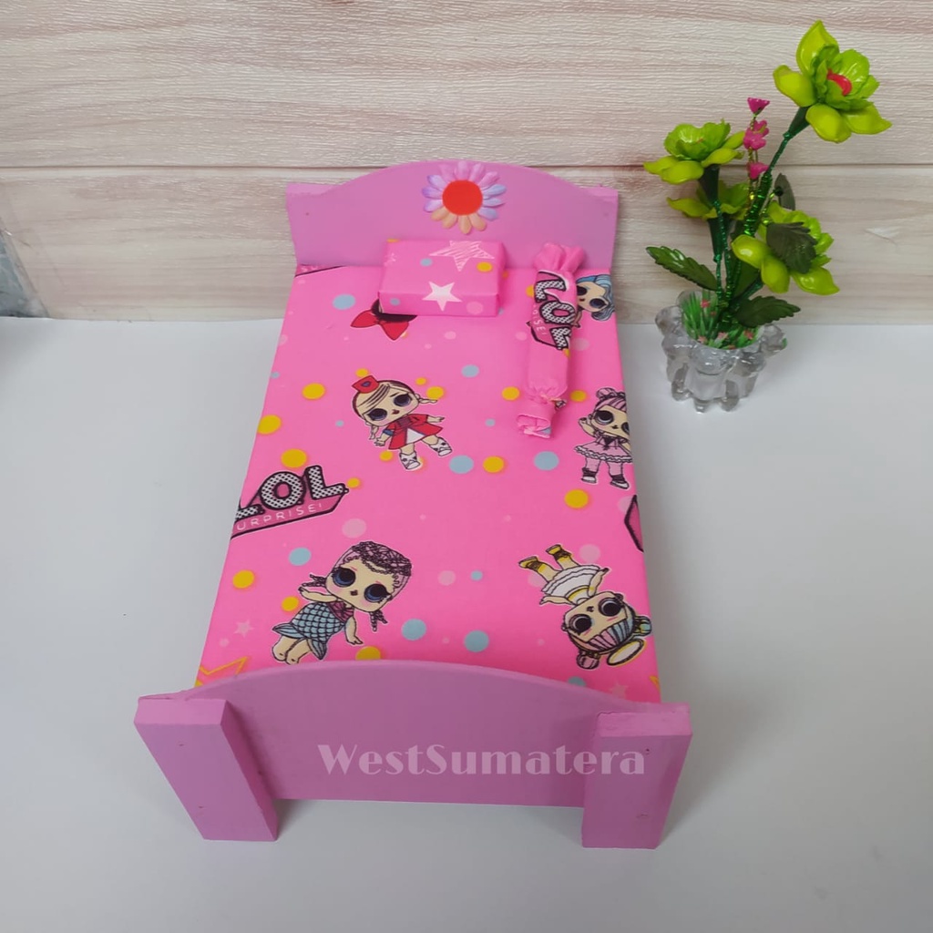 Boneka Barbie Kasur / Mainan Kasur Barbie / Tempat Tidur Barbie Motif