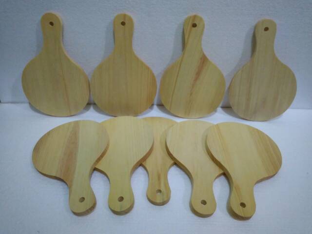 Talenan / Telenan / Telnan Kayu Pinus diameter 18 cm / Wooden Cutting Board / Talenan Pizza