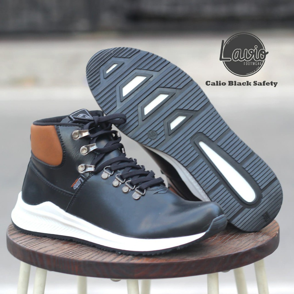Sepatu Sneakers Safety Lavio Calio Original Terbaru