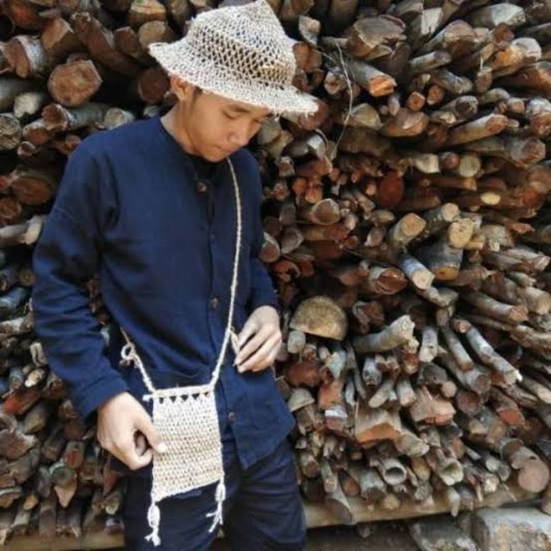 

Tas koja kecil. tas tradisional suku baduy