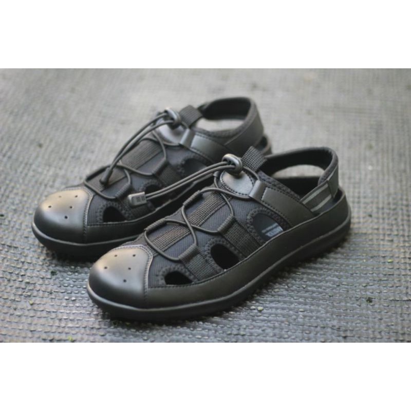Sandal Sepatu Pria Sandal Slop Selop Pria Original Black Master Sandal Slide Sandal Hiking Murah