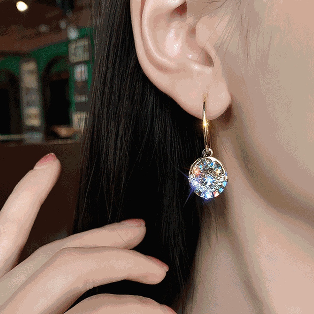 Anting Kristal Berlian Gaya Korea