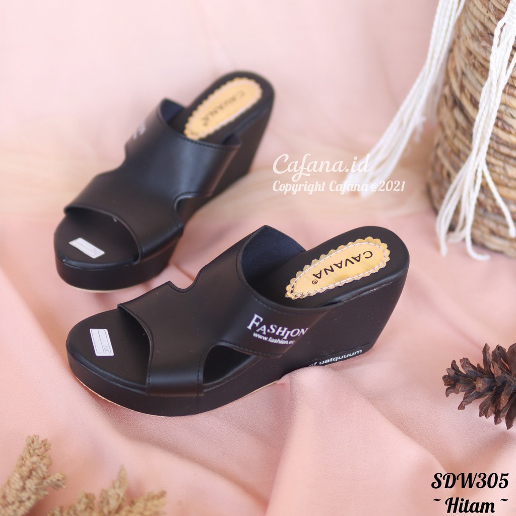 Wedges Wanita Airin SDW305