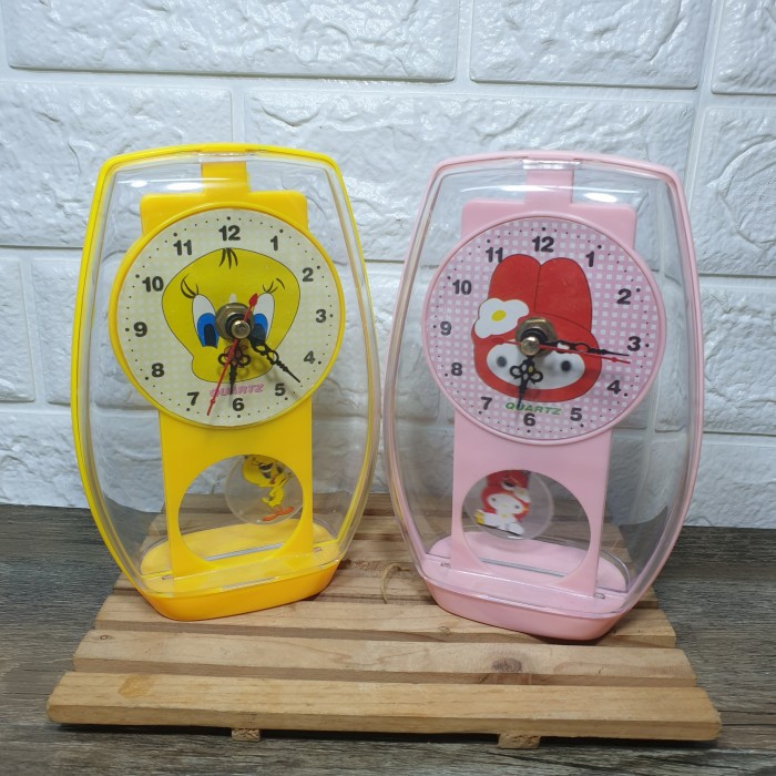 Jam Meja karakter QUARTZ dengan Pendulum JAM