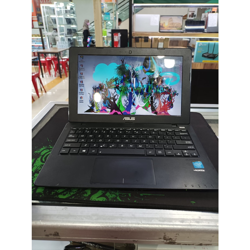 leptop Laptop NOTEBOOK SEKEN  Second ASUS X200 Hdd 500Gb 500 Gb BAGUS MULUS RAM 4GB 4 GB BAGUS LAYAR 12 INCI BONUS MOUSE MOUSPAD