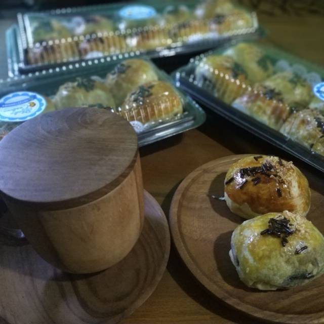 

Bolen pisang raja asli semarang