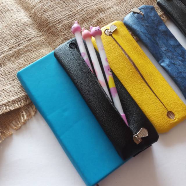 

Tempat Pensil untuk Agenda