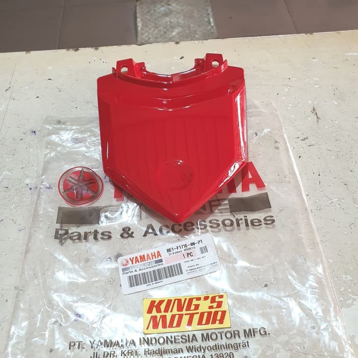 sambungan body, cover tail, stop AEROX 125 MERAH ASLI YAMAHA