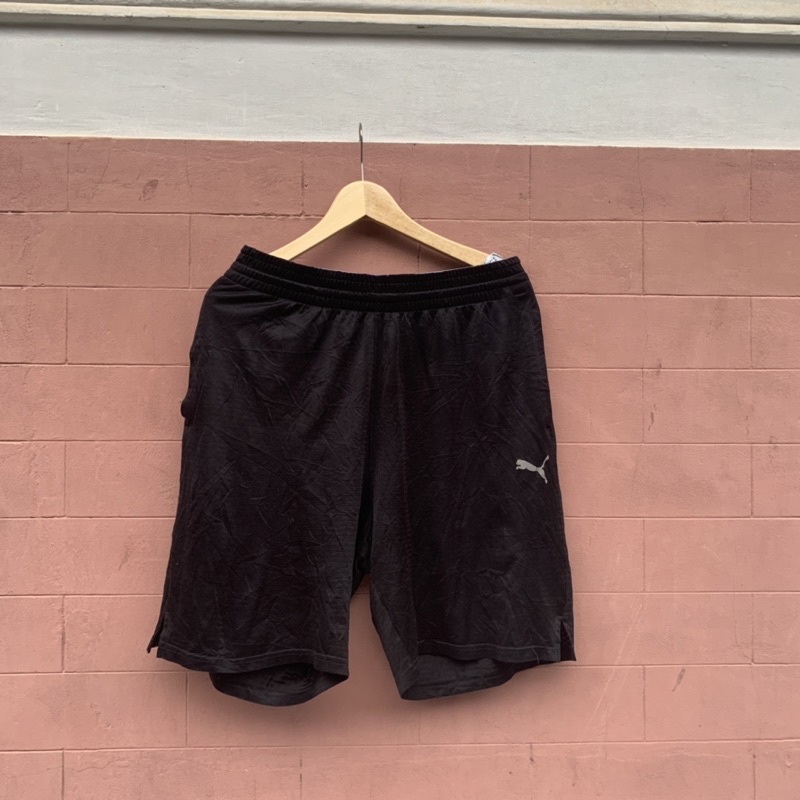 celana pendek olahraga size 34-36 hitam second bekas preloved thrift murah