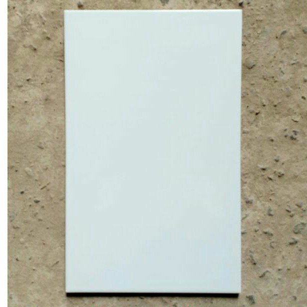 Keramik Accura Licin Ukuran 25 x 40