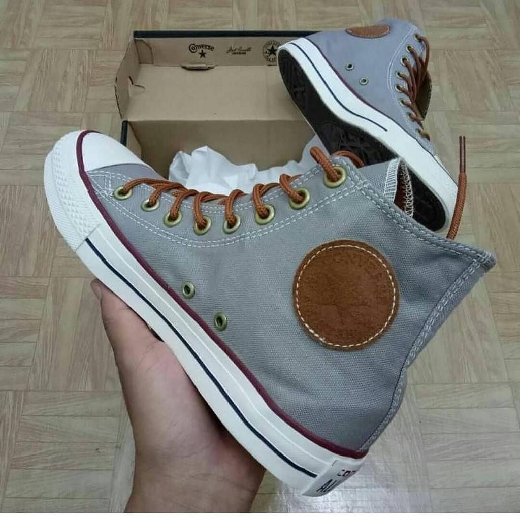 Sepatu Converse high and low