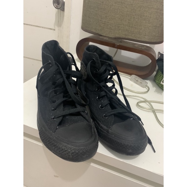 Preloved Sepatu Converse
