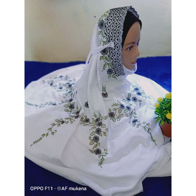 Mukena terusan semi sutra