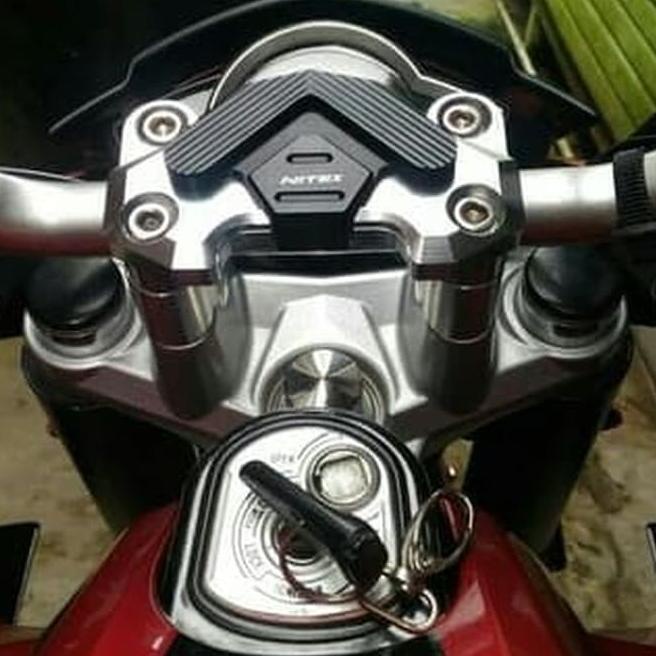 Tutup Bar Clamp Raiser Stang  Vixion Byson Scorpio CB150R Old Z250 K55X