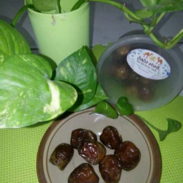 

KURMA SUKARI/RUTHOB/KURMA BASAH original RP 87000/kg