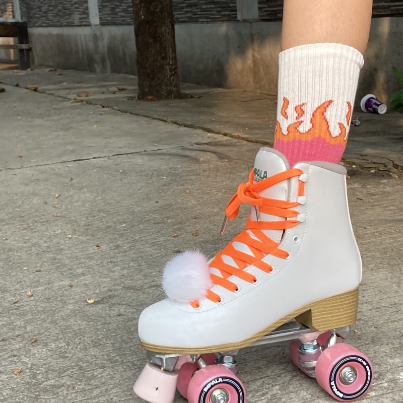 Pink Flames Socs / Roller Skate Socks / Kaos Kaki Roller Skate