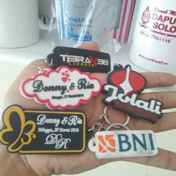(ASLI KARET) Souvenir Gantungan Kunci karet custom rubber keychain