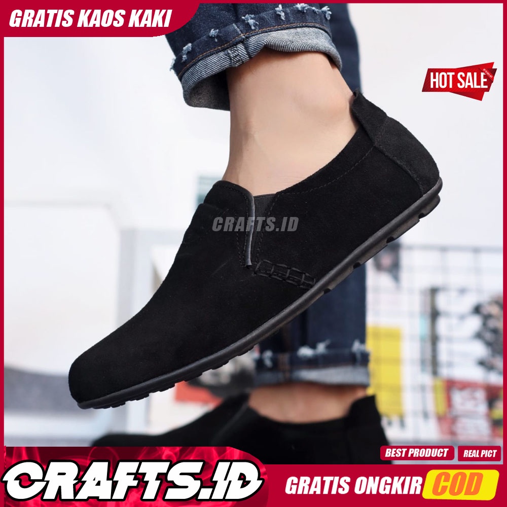 CRAFTS X STONE Sepatu Slip On Pria Kulit Asli Suede Cowok/Cowo Sepatu Casual Pria Antislip Slop Kerja Kantor Kondangan Sepatu Kasual Gaya Santai Kekinian Murah Terlaris Original