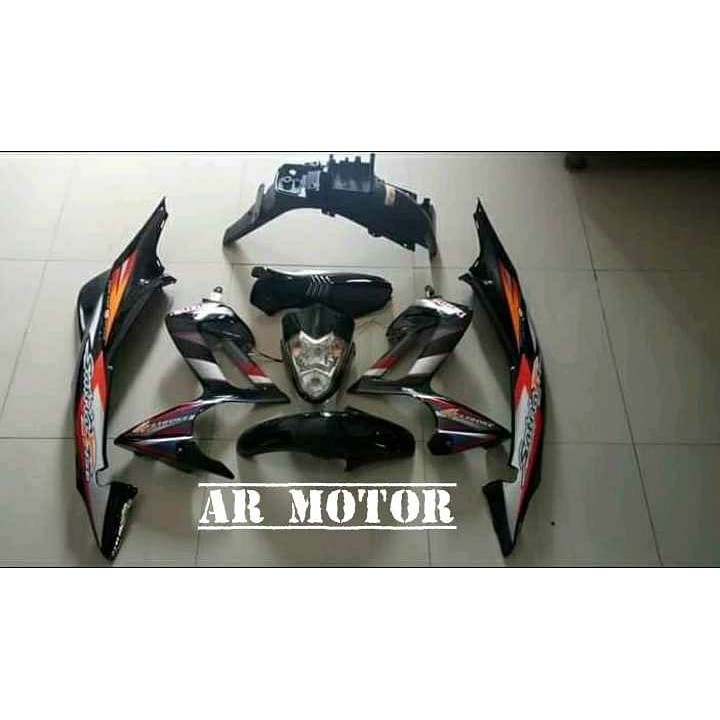 FULLSET BODY SATRIA FU OLD / FU THAILAND HITAM PLUS REFLEKTOR LAMPU DEPAN  DAN STRIPING