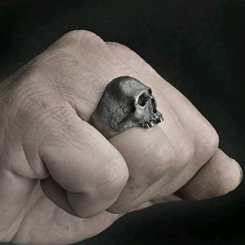 Cincin Gothic Punk Bentuk Tengkorak untuk Pria