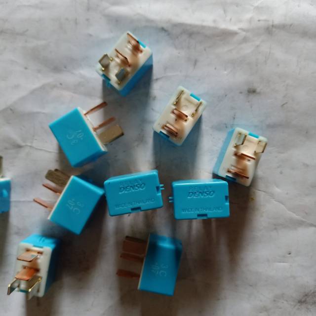 Relay kaki 4 denso