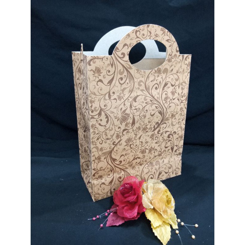 

Paperbag parang melebar merah.tas kertad