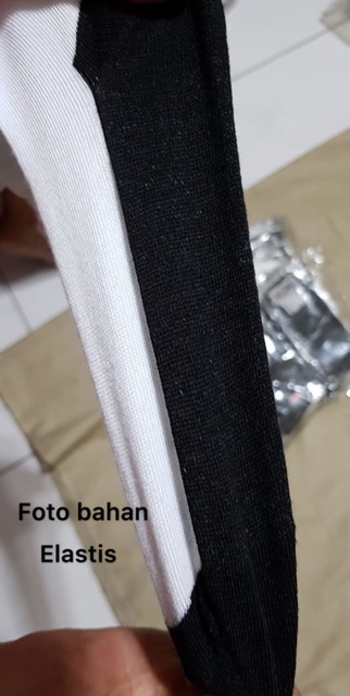 Kaos kaki sekolah isi 3 putih hitam telapak hitam TK SD SMP / kaos kaki back to school