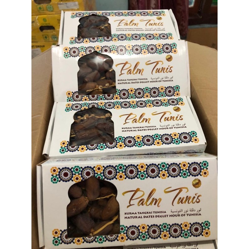 

KURMA TUNISIA TANGKAI