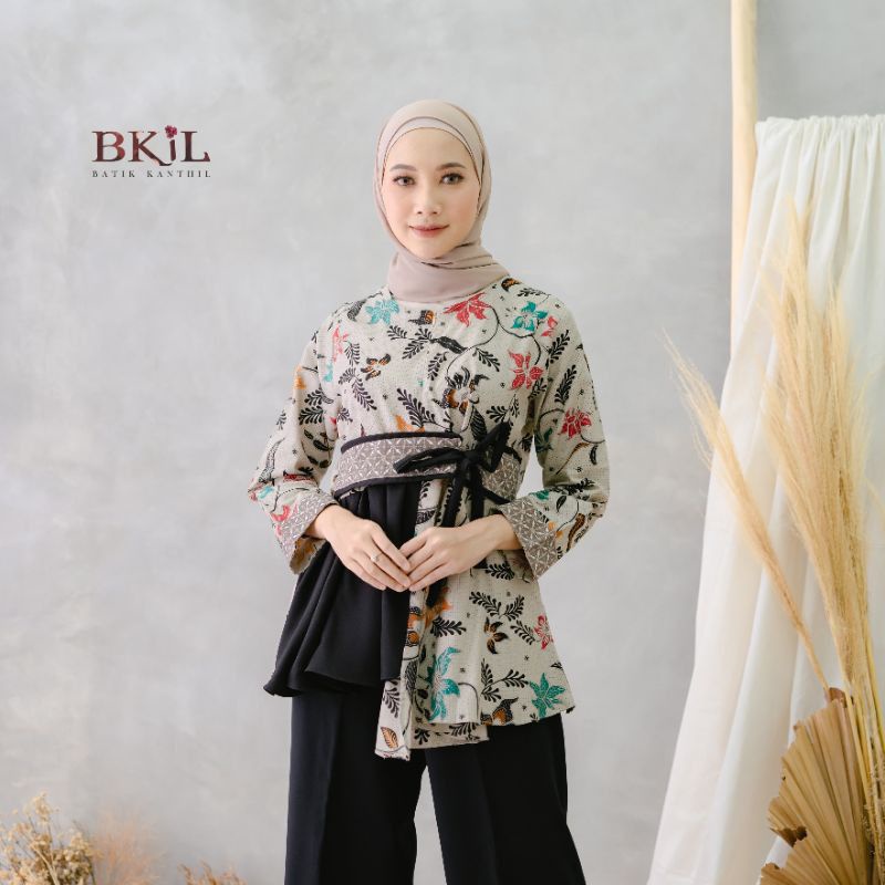 Batik wanita ASJ SA HRB026 Kenongo Kemeja Tosca Pendek-Ayunda hitam