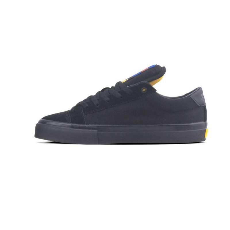 FYC CAVEN ALMOST BLACK, SIZE 43