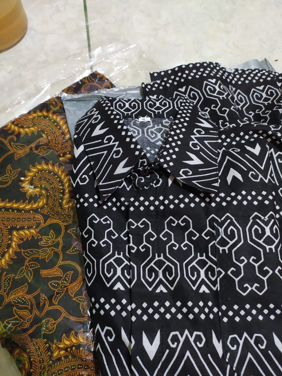Batik Pria / Kemeja Hem Batik Pria | Seragam Formal Kantor | Baju Batik Pekalongan