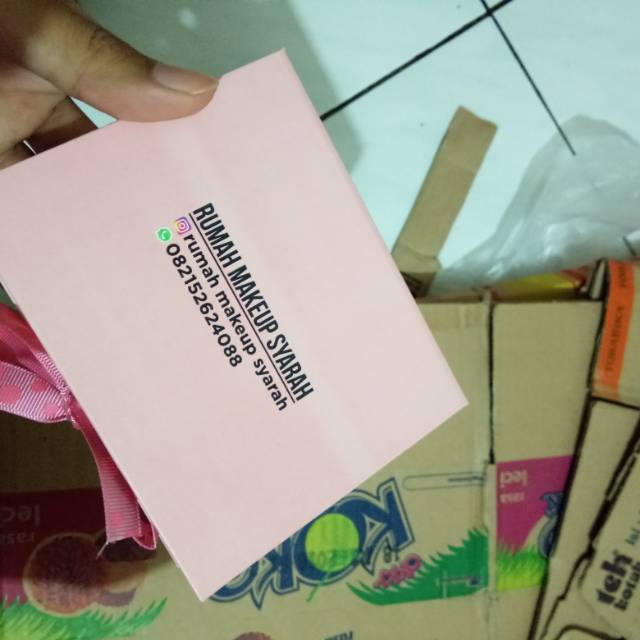 

Giftbox Pink Model Buku