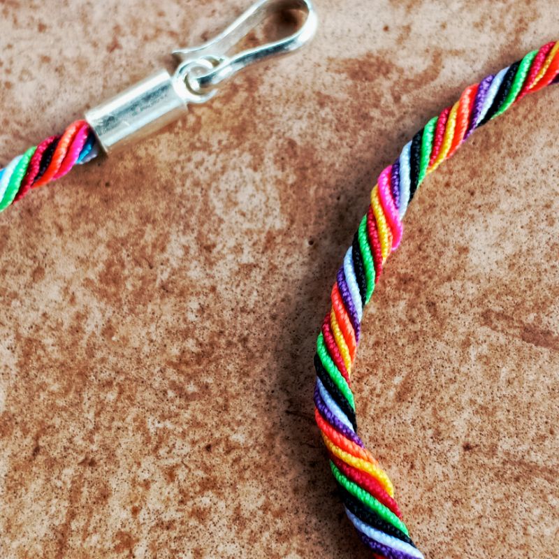 Gelang Sangadatu Cantel Perak / Gelang Perak / Gelang Khas Bali / Gelang Tali Tridatu / Gelang Perak Bali / Gelang Sangadatu Besakih / Gelang Sembilan Warna / Gelang Sangadatu Asli bali Murah / Gelang bali / Gelang Pria / Craftdewata