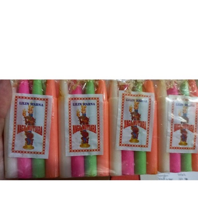 Lilin kecil warna-warni lilin natal