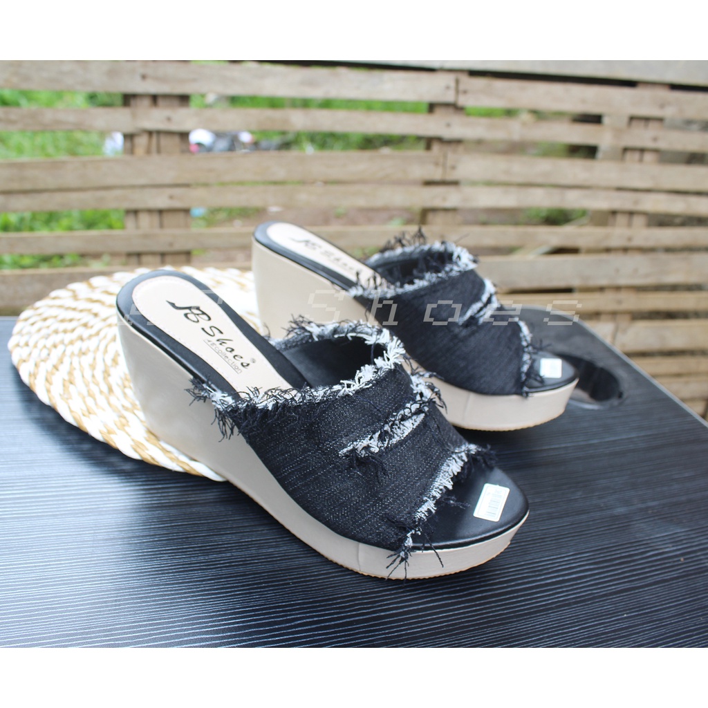 Sandal Wedges Wanita Kokop Rumbai / Selop Sendal Casual Murah DE 08